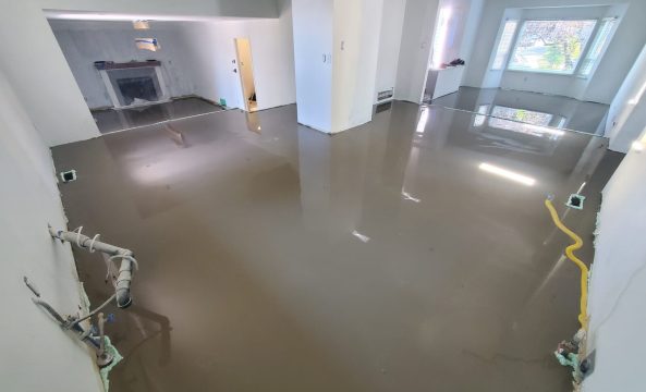 floor leveling in big home